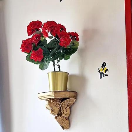 Str8bs8 Banksy 2-bedroom Apartment, Clifton, Parking & Garden Апартаменты