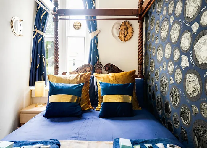 Stylish Clifton Flat, Permit Parking X1, Garden & Picnic Area * 布里斯托