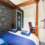 Appartamento Str8bs8 Banksy 2-bedroom Apartment, Clifton, Parking & Garden Bristol