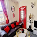 Appartamento Str8bs8 Banksy 2-bedroom Apartment, Clifton, Parking & Garden